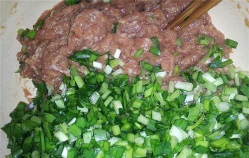 你知道饺子馅中放什么最香?为什么饺子馆的饺子总是比家里的香?
