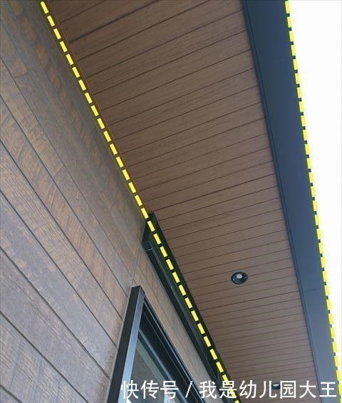 外墙|日本自建房屋檐延长90cm,比国内多出一大截,还是他们有远见!