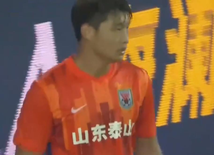 足协|媒体人：国足剩余12强赛会以年轻人为主，严鼎皓等人上位！