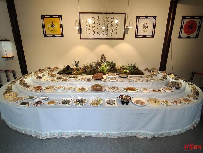 石头版|46岁玩石狂人创作石头版“满汉全席”!花光百万积蓄最终离婚