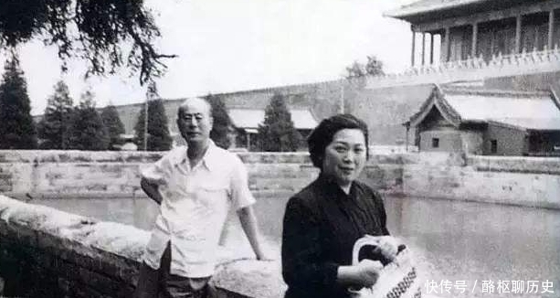 生病|捐了“半个故宫”的张伯驹,晚年生病想换病房,却被告知不够级别