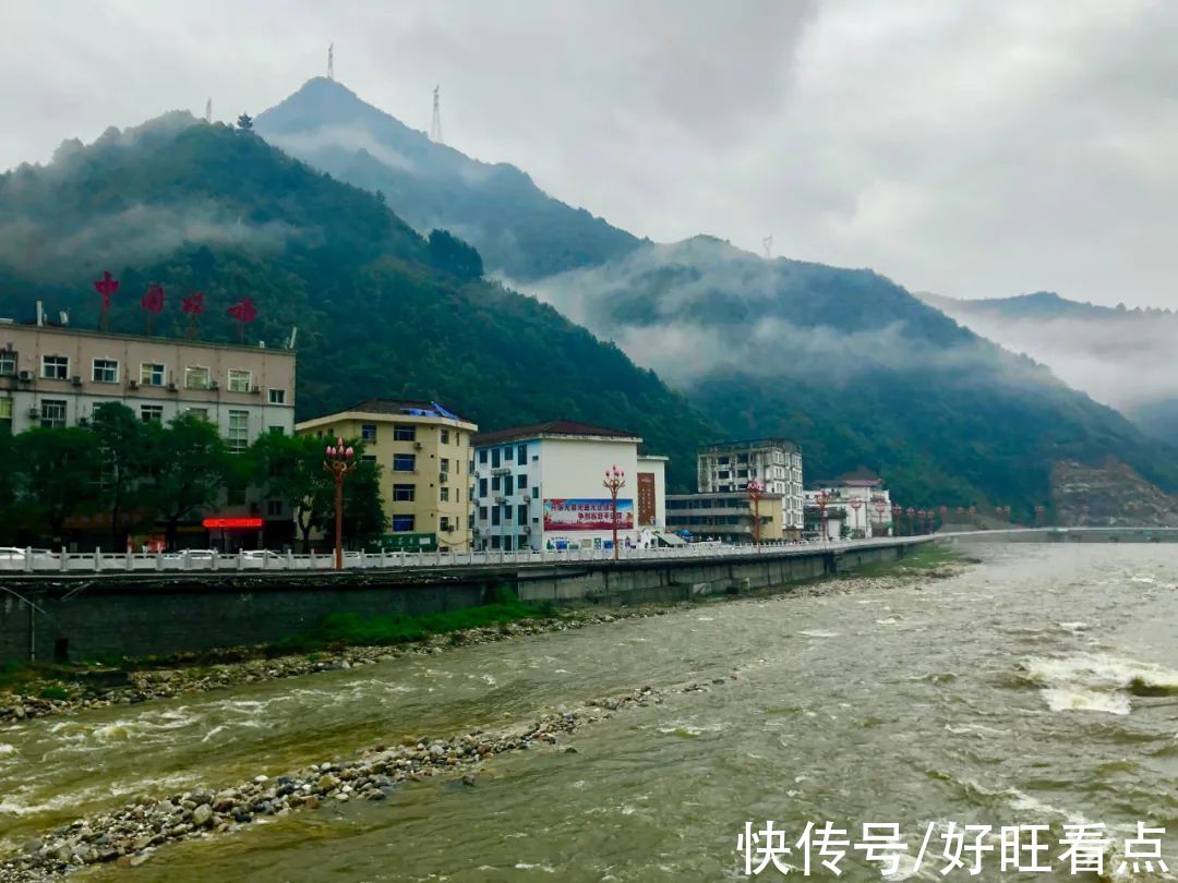 佛坪|魅力陕西行·山色空蒙雨亦奇！秋雨后的佛坪，山幽云雾绕