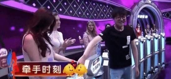 非诚勿扰51岁阿姨被34岁小伙牵走,5年过去,现状令人唏嘘