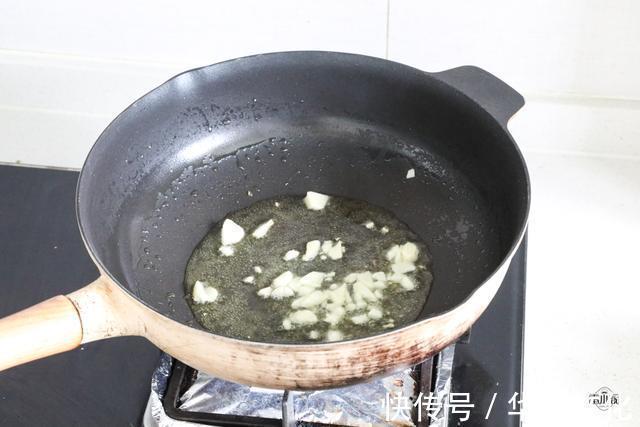 很多人忽略了这菜，含钙量很高，比吃虾皮都强，才4块钱一斤