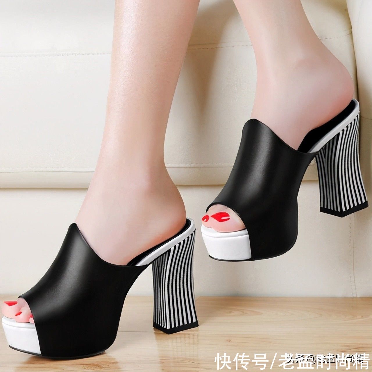 白脚|姑娘，你有一双那么美的白脚，当然要配上这样的凉鞋