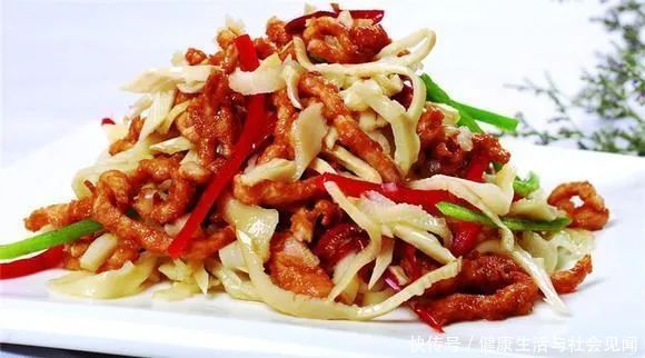 心脏|夏日多湿热,这些方法可祛湿健脾养心脏