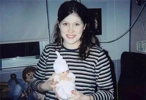 早产儿|她是“最小袖珍女婴”,全身大小仅有24厘米,14年了她如今怎样