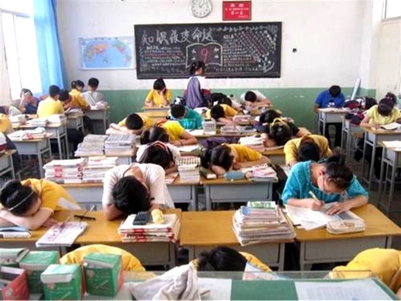 中学|专家建议:要想孩子长得高,7点前别叫他起床,家长反驳:不现实