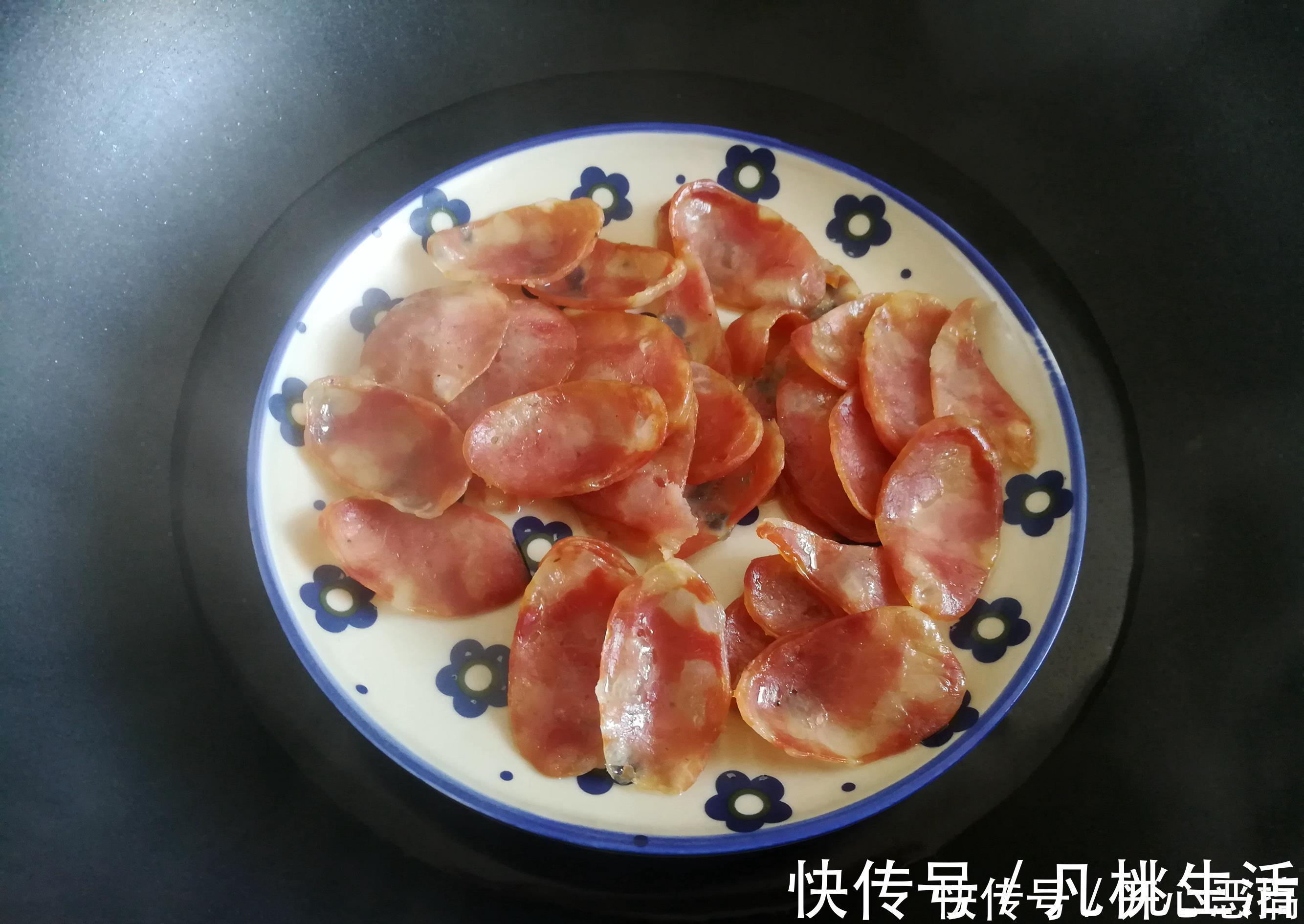 腊肠|过年回娘家，就馋妈妈做的这道菜，香润下饭，连吃三天都不腻