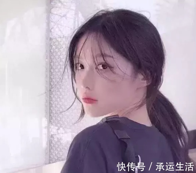 美白丸|皮肤“发黄”的女生,3种零食使劲儿吃,效果堪比“美白丸”