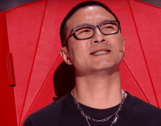 台湾|新一代台湾歌王，如今沦落为《好声音》学员，只有两转！
