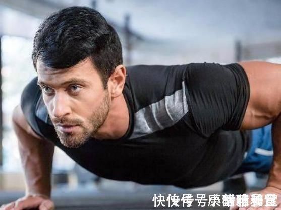 雄激素|男人坚持每天做俯卧撑,也许“3个”好处会不请自来,了解下吧!