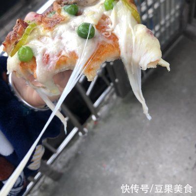 小白也能轻松学会的自制披萨饼，不油腻超好吃哦
