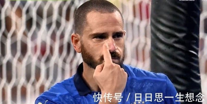 英格蘭|點球大戰(zhàn)神劇情！英格蘭丟冠，主帥要背鍋，專門換兩人罰點球全丟