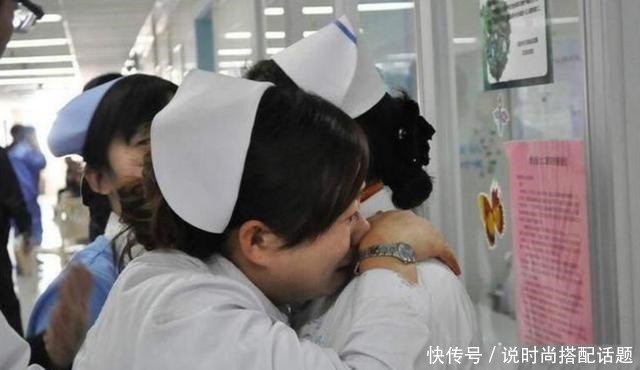 独自一人|孕妇深夜生二胎，女儿独自一人在产房外等候，护士询问后哽咽