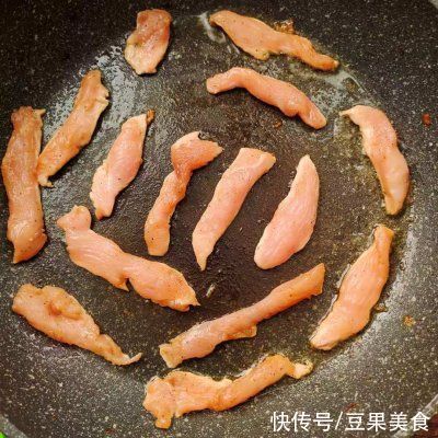  下饭|好吃下饭的口袋鸡胸肉，几分钟就学到手