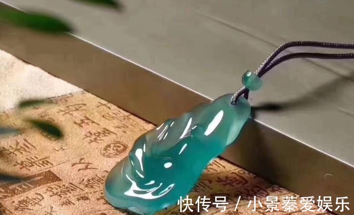 功效|翡翠竟然能防辐射!是真的有这种功效,还是商家夸大其词了?