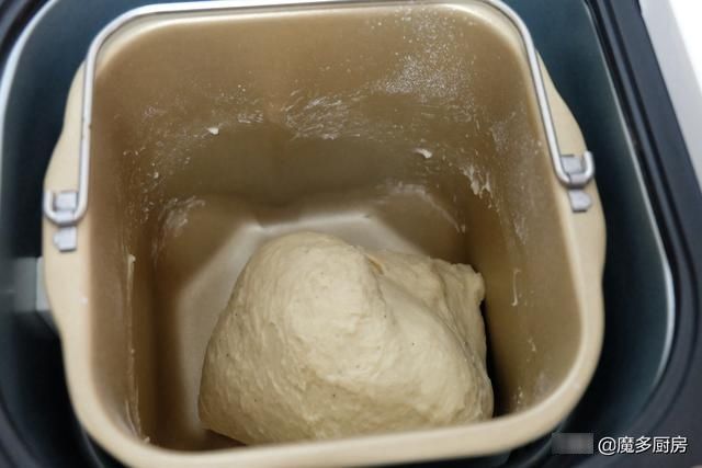 全职妈妈会生活，一杯豆浆也能做出美味面包，好吃好做又健康