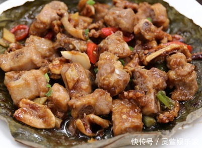 鲜嫩多汁,且保留荷叶的香,保你吃一口就爱了,孩子吃了还要吃!