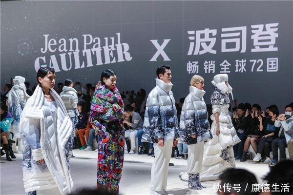 线上线下抢断货波司登“新一代羽绒服”