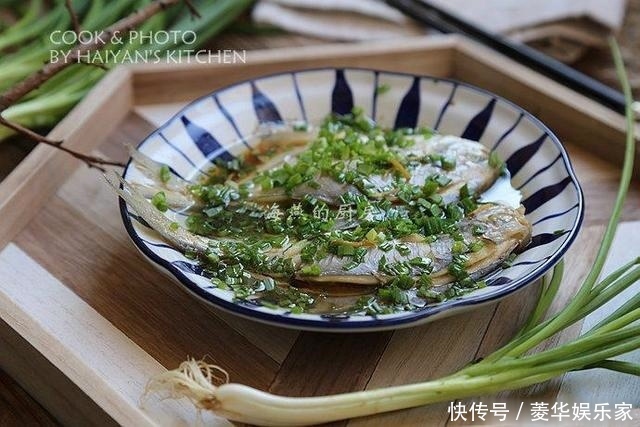 这是银鲳鱼最嫩的吃法,加了它香味翻倍,关键做法炒简单