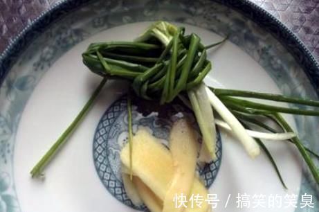 炖鱼汤直接加水煮？难怪鱼汤不浓白还有腥味，教你正确做法