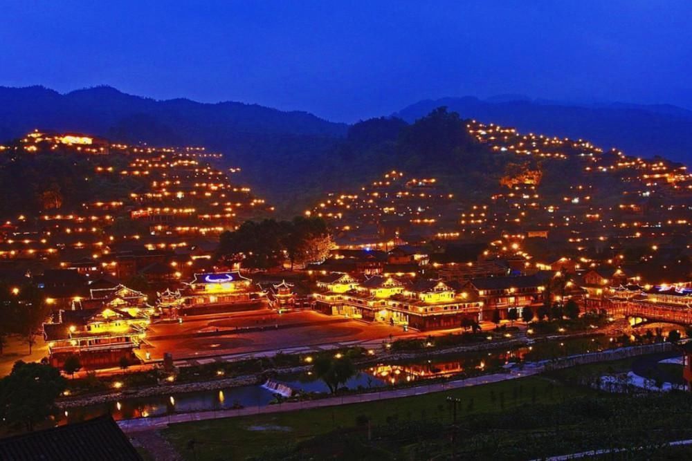 贵州一招财景区,吸引王健林投资13亿,门票0元成最大“赢家”