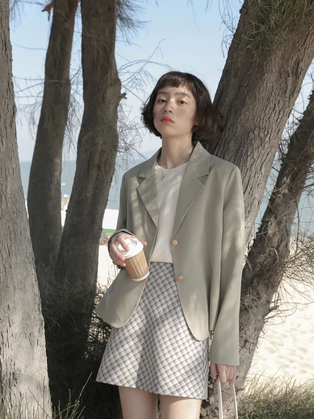 cp|衬衫+裙子、T恤+半裙=小个子夏秋王炸CP，巨洋气