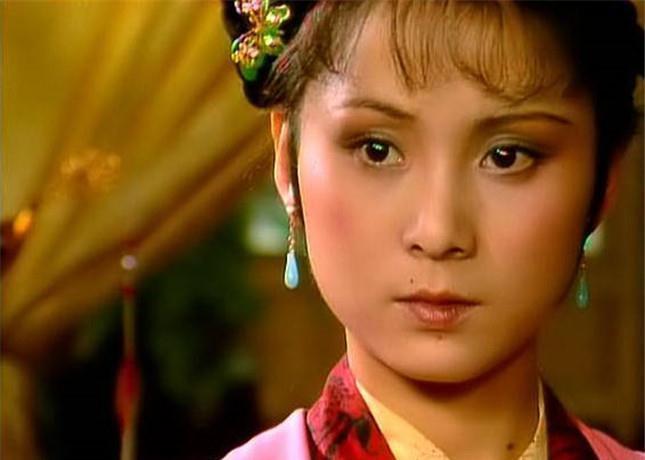 凤姐@红楼梦:贾母与王夫人最激烈的一次冲突,贾母恨不得手撕王夫人