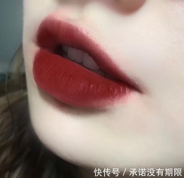 这款平价唇釉,堪称黄皮女孩的救星,巨显白,简直美爆了!