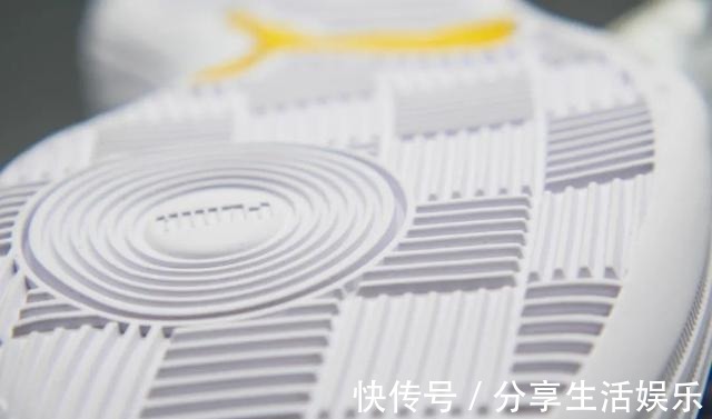 脚感 碳纤维鞋面+PeBax中底!PUMA这新鞋势要震惊世人!