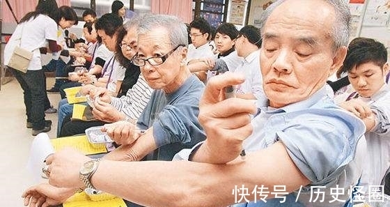 铁皮石斛|别嫌它们不起眼,却是糖尿病的克星,白开水里撒一把,轻松降血糖