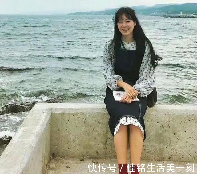 cr 适合亚洲女孩的韩式穿搭，早秋这么穿，洋气又时髦！