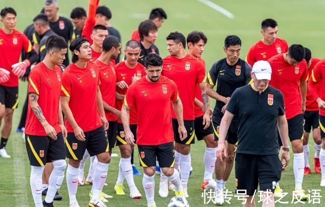 執(zhí)教|李鐵團(tuán)隊(duì)表態(tài)了，4個(gè)字問心無(wú)愧！遭嚴(yán)重質(zhì)疑：不用歸化不提醒？