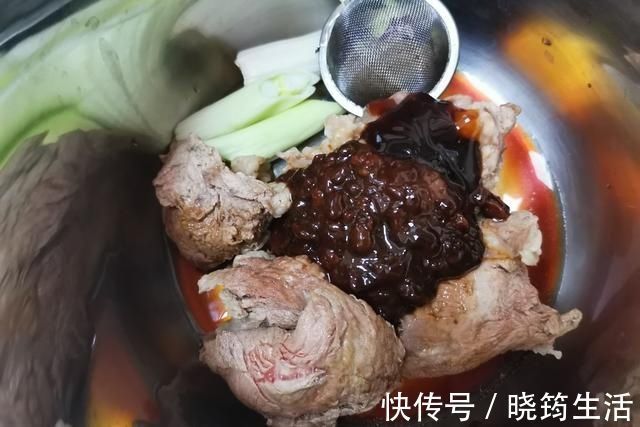 天冷了,吃牛羊肉不如吃它,贵也要舍得买,营养极高,滋补又解馋