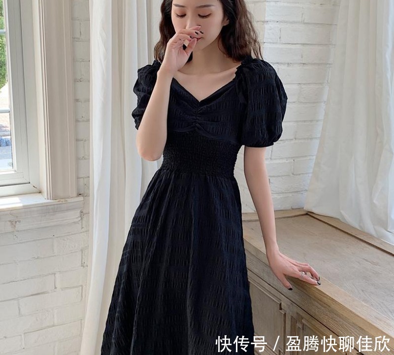 连衣裙|潮流时尚的法式连衣裙穿搭，充满浪漫柔美气息，展现美好气质