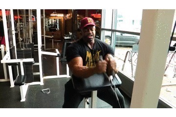 上臂|就怕你手臂练不粗用上这些方法效果好几倍