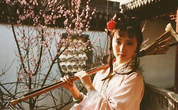 井井有条|是谁在管理,潇湘馆才能井井有条?是黛玉?还是背后另有高人?