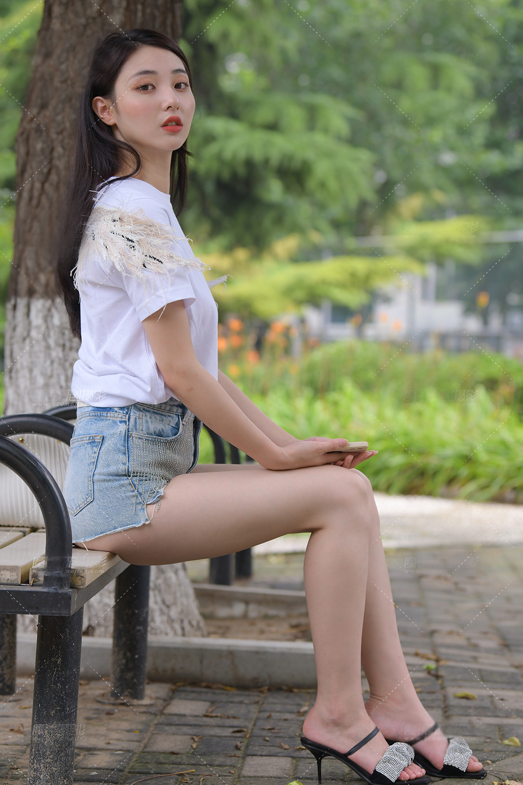 小姐姐|时髦的热裤,配上个性短袖衫,时尚靓丽又清新,简约大方有个性