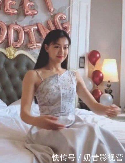 最好看的伴娘，抬起双手的时候，伴郎们表示：怕了怕了！