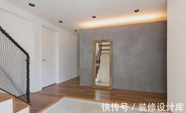 胡桃木床|爸妈买的小复式楼,楼上楼下125平,加上落地窗住两家人都不挤!