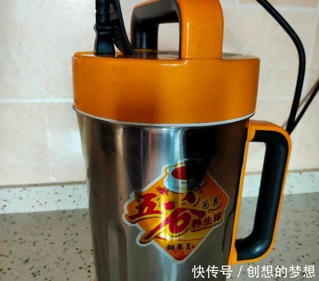 红枣燕麦米糊,营养丰富,顺滑可口!