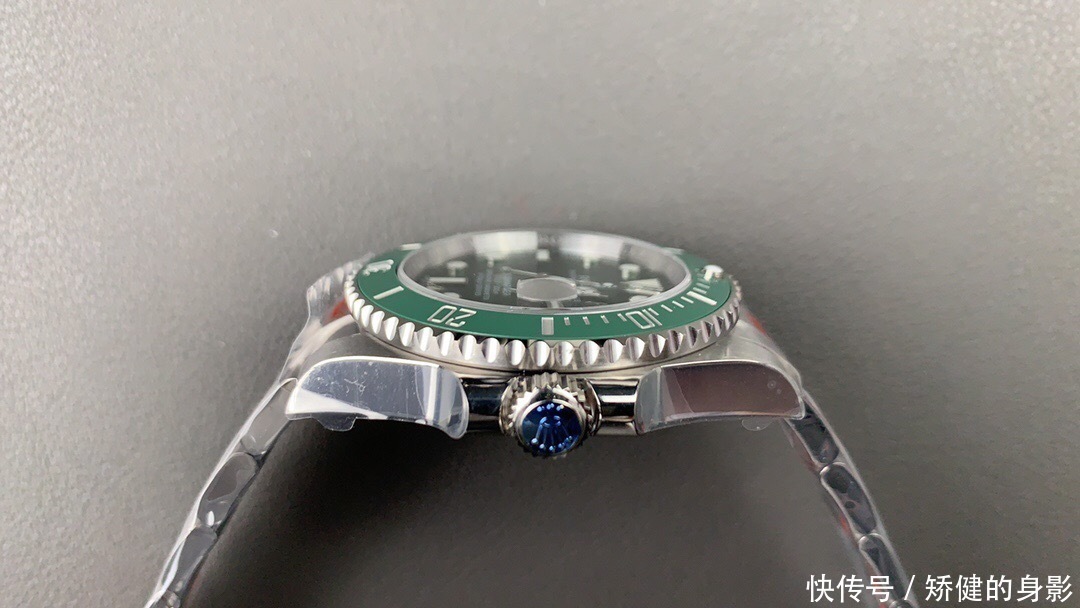 劳力士|劳力士已经成为了一种身份的象征了！品鉴Rolex潜航者绿水鬼腕表