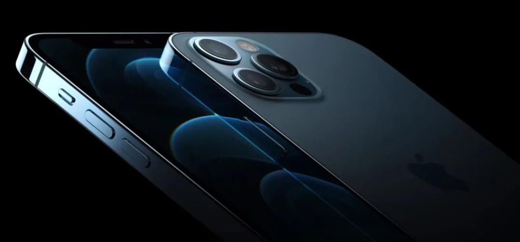 用户|苹果承认iPhone12绿屏问题 跑腿小哥携12 ProMax跑路被抓