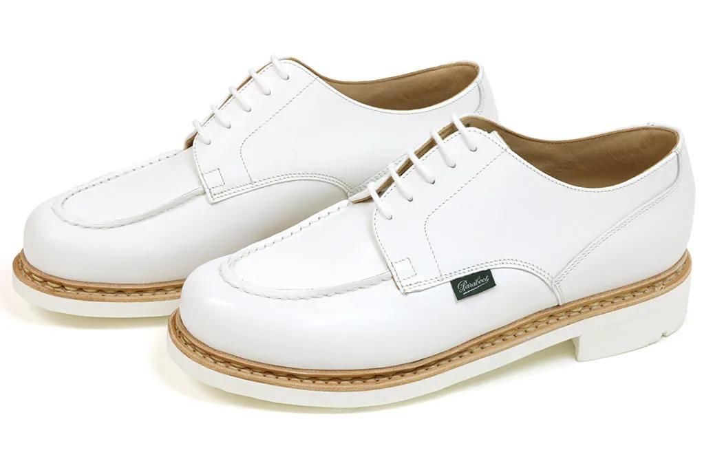 到底是什么人，敢穿白皮鞋？