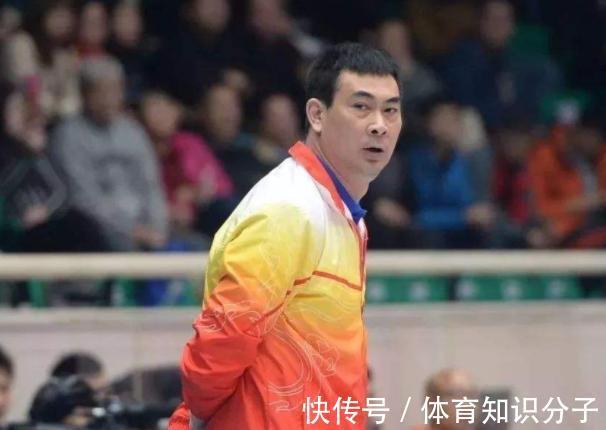 中国女排|天津女排一冠军教头被提及,恐难入主国家队,李盈莹差点被他耽误