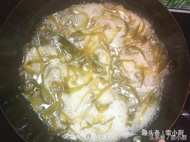 可不要小瞧这个菜,物美价廉本领大,特别是女人一定要多吃!