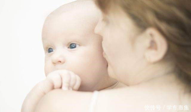 每天抚摸宝宝腹部，智商高，对于孩子的身体也好处多多！