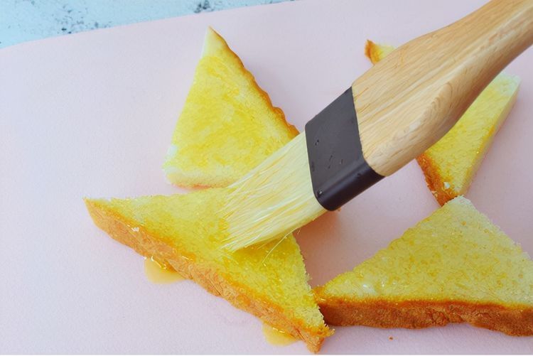 吐司的新吃法，搭配蜂蜜，又脆又甜很解馋