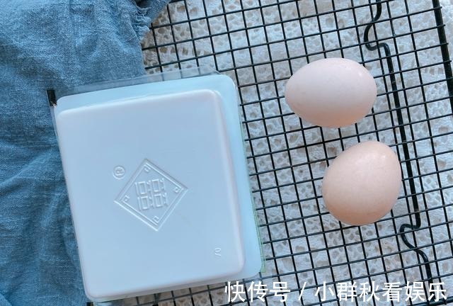 小葱|嫩豆腐最好吃的做法，经济实惠，简单2步，鲜香滑嫩拌饭真的绝了